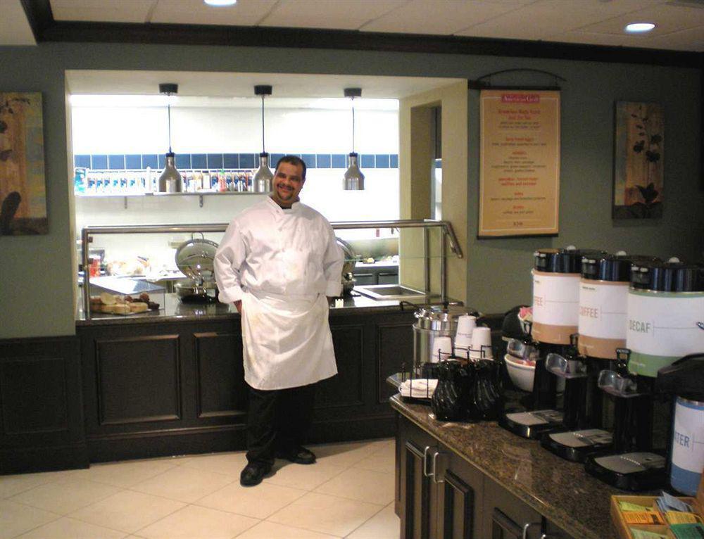 Hilton Garden Inn Winston-Salem/Hanes Mall מסעדה תמונה